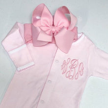 Load image into Gallery viewer, Baby girl coming home outfit, monogrammed footie, blanket, personalized outfit, pima cotton, baby shower gift, pink tiny stripes
