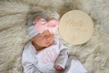 Load image into Gallery viewer, Baby girl coming home outfit,Monogrammed gown,Personalized Baby gift,Monogrammed sleeper,pima cotton, newborn pictures, shower gift,pink dot
