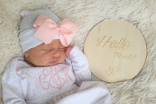 Load image into Gallery viewer, Baby girl coming home outfit,Monogrammed gown,Personalized Baby gift,Monogrammed sleeper,pima cotton, newborn pictures, shower gift,pink dot
