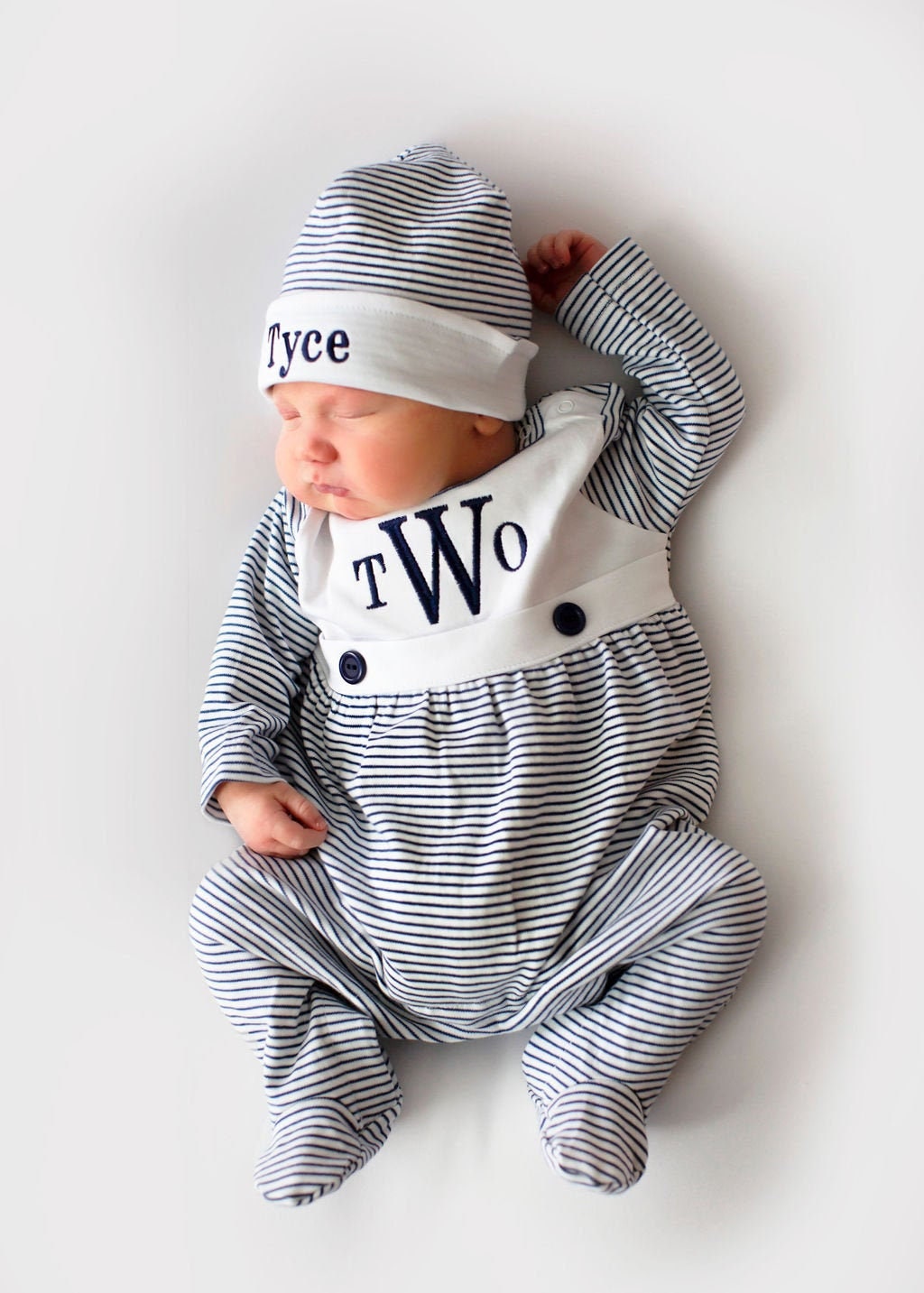 Baby boy coming home outfit, Monogrammed footie romper, Personalized Baby gift, sleeper, newborn pictures, navy mini stripe bib front footie